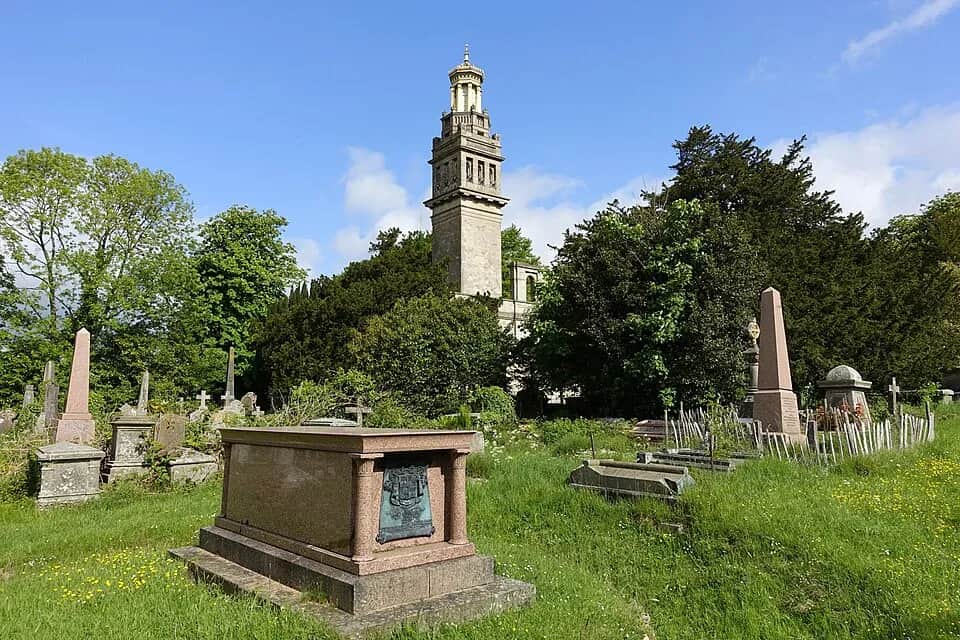 Beckford's Tower on Lansdown Hill, Bath, seen from the approach path