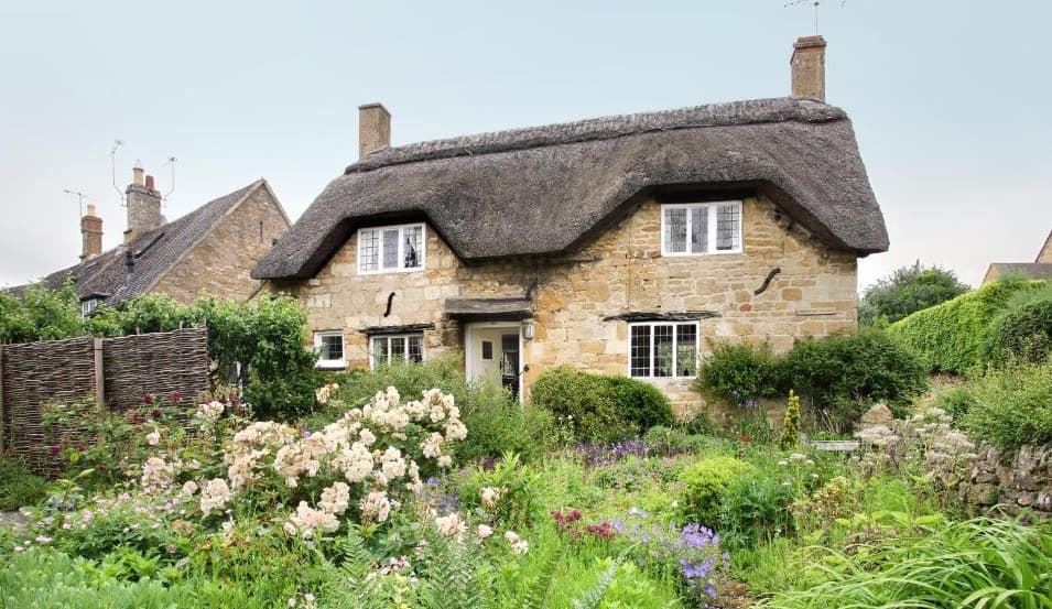 Cosy Cotswold bed and breakfast style accommodation