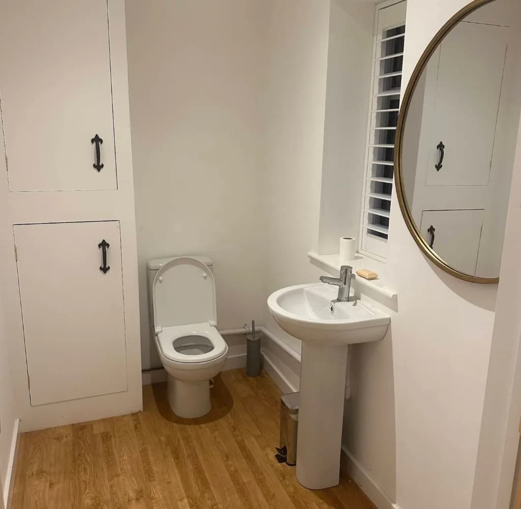 Clean bathroom facilities at Colgate Farm Campsite